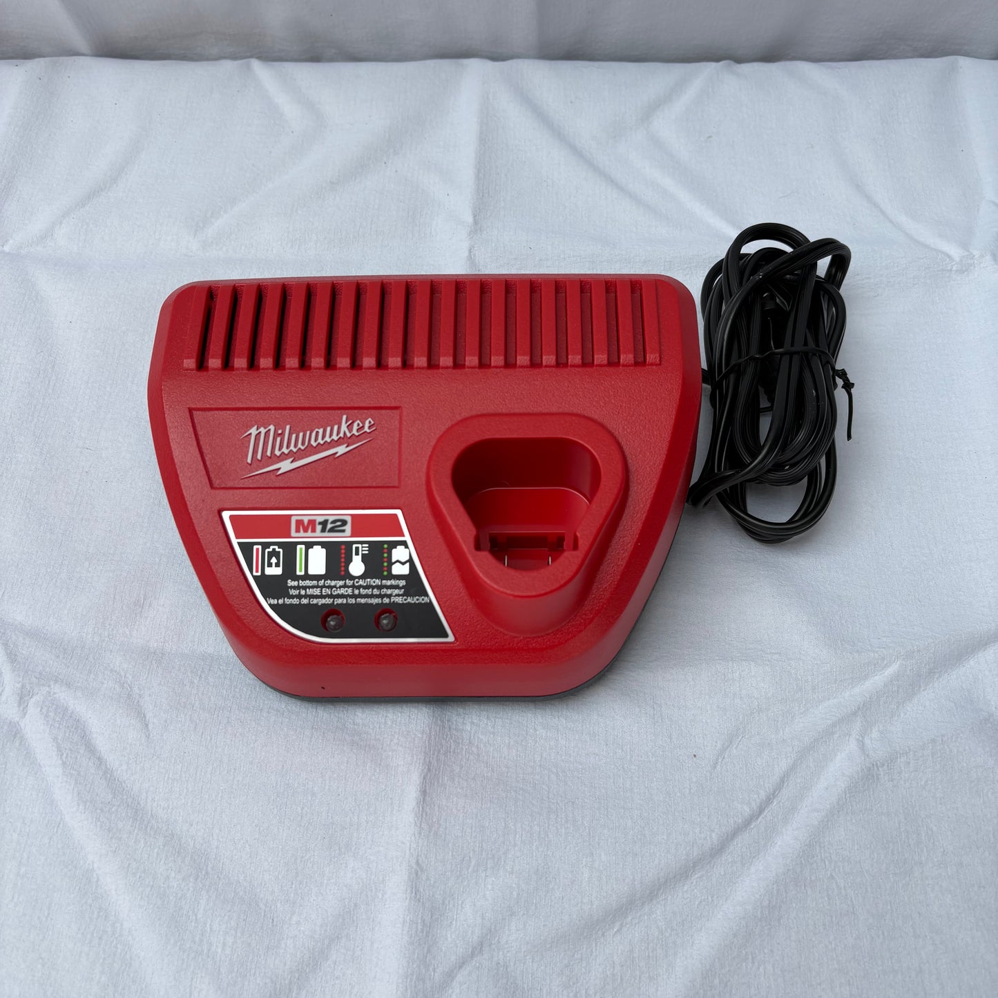 M12™ Lithium-ion Battery Charger